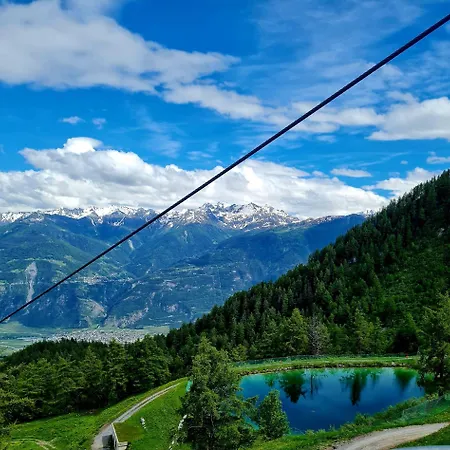 דירה Lotus אוברונאז