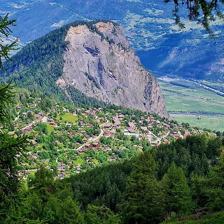 Lotus * 奥瓦伦纳茨