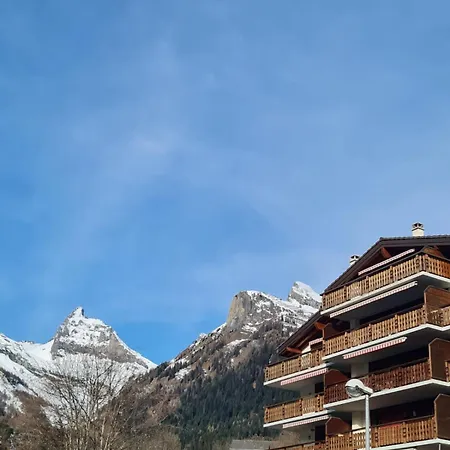 דירה Lotus אוברונאז